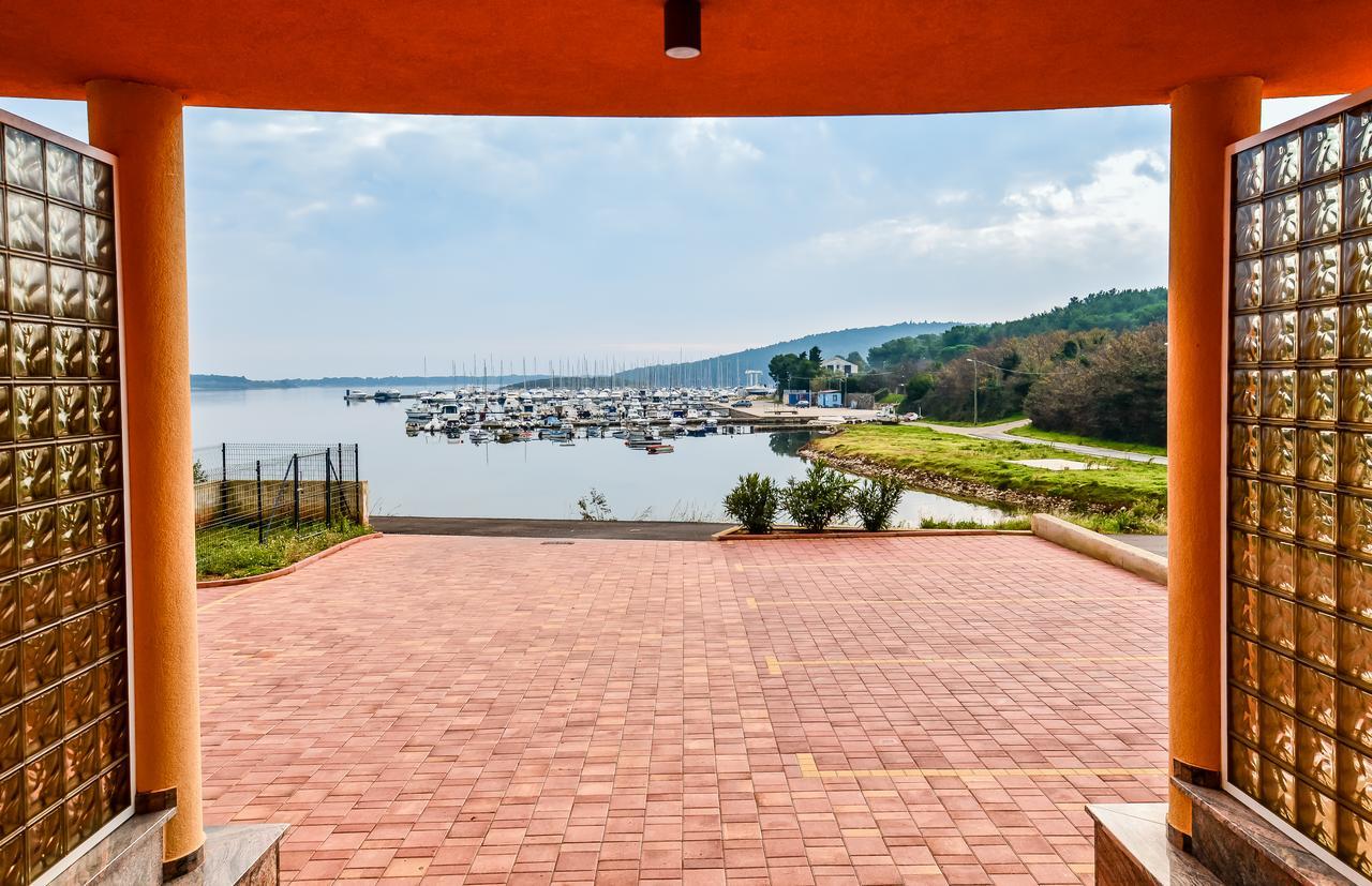 Apartman Andrea L بومير المظهر الخارجي الصورة